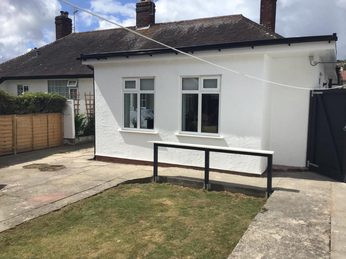 3 Bed Bungalow Penrhyn Bay Llandudno Villa Rhôs-on-Sea Buitenkant foto